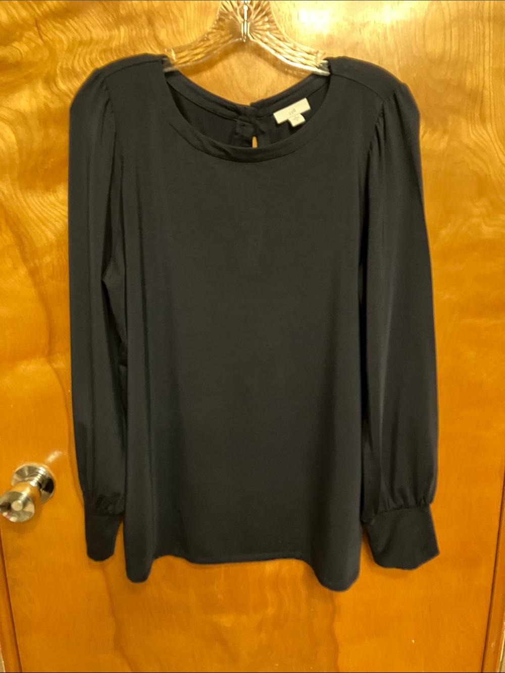 J.JILL  Navy Long-Sleeve Women's Top. Size M. Buttons in Back. Like New Cond.